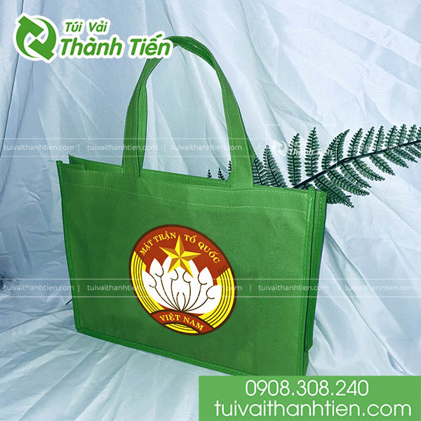 Mẫu túi vải in logo Mặt Trận Tổ Quốc Việt Nam của Thành Tiến