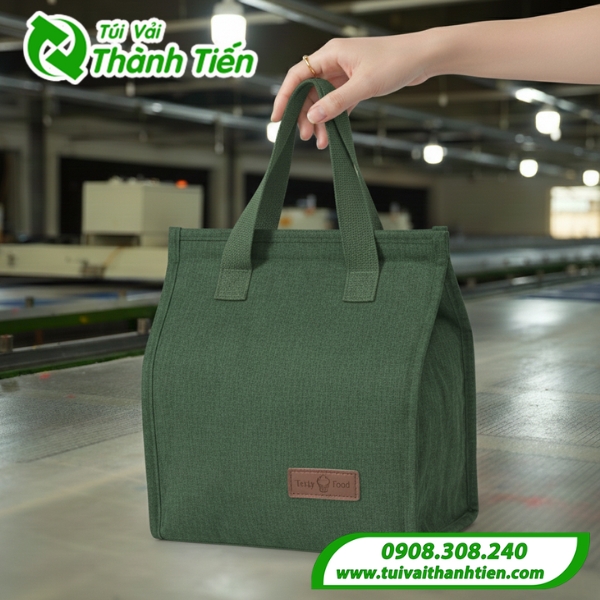 Luôn giữ túi đựng hộp cơm sạch sẽ để giữ an toàn