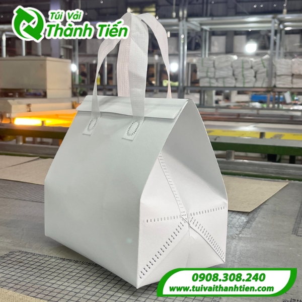 Mẫu túi giữ nhiệt trà sữa đựng 2 ly